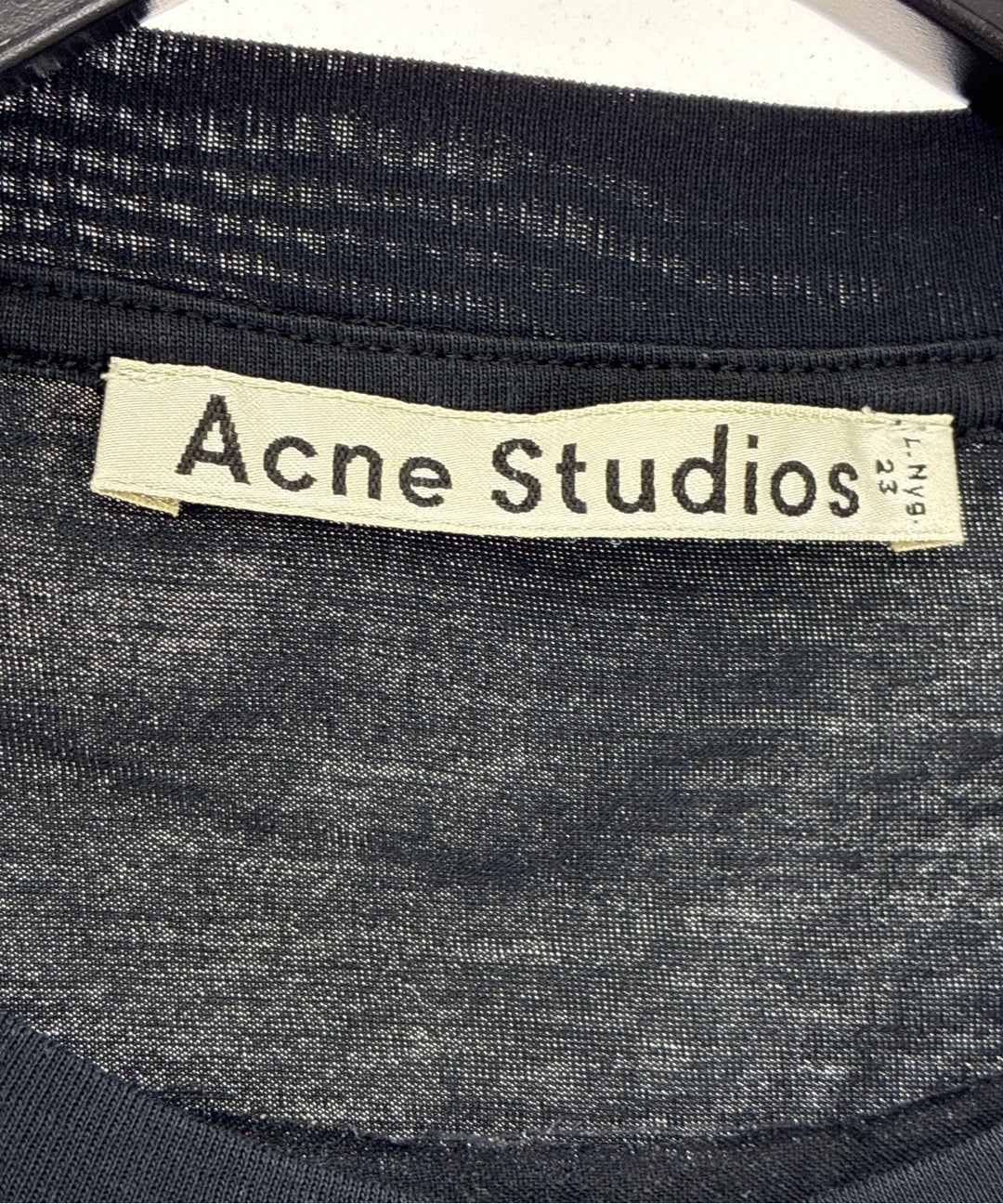 Acne Studios เสื้อกล้าม