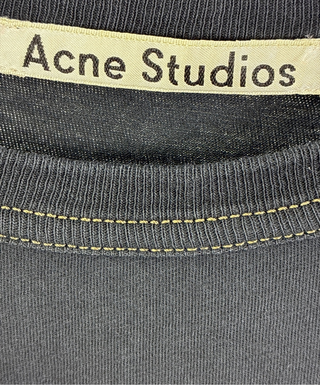 Acne Studios เสื้อยืด/เสื้อท็อปส์