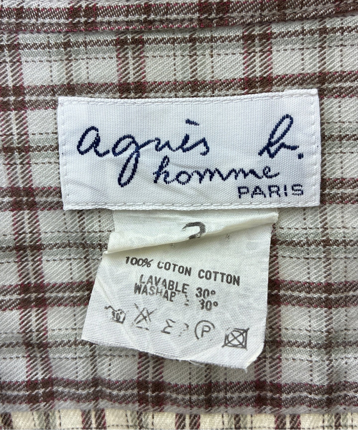 Agnes b. เสื้อลำลอง