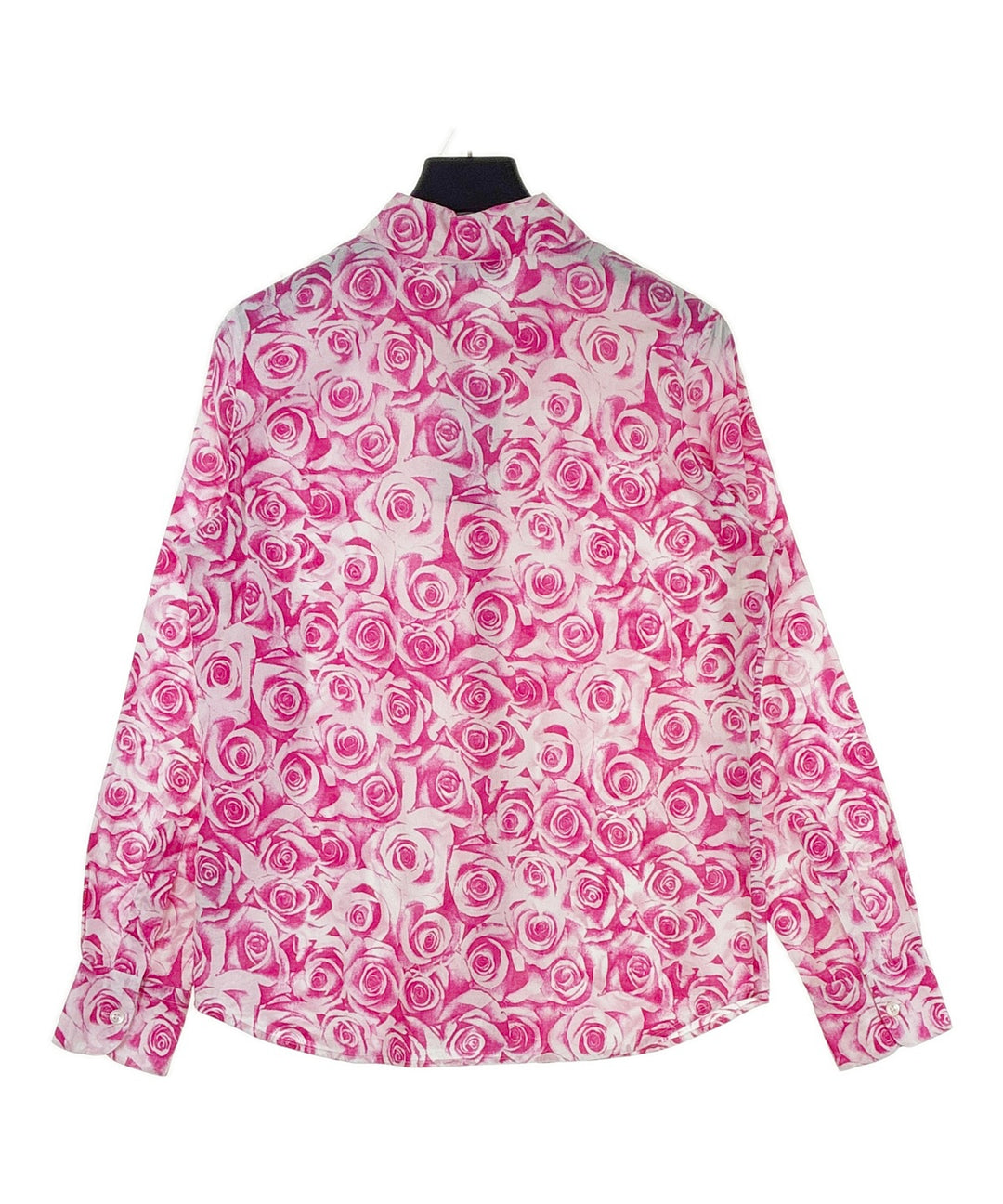 Agnes b. เสื้อลำลอง