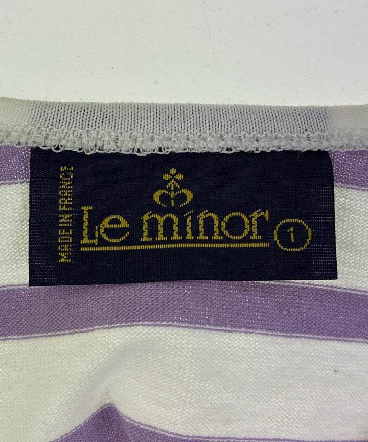 Le minor เสื้อยืด/เสื้อท็อปส์