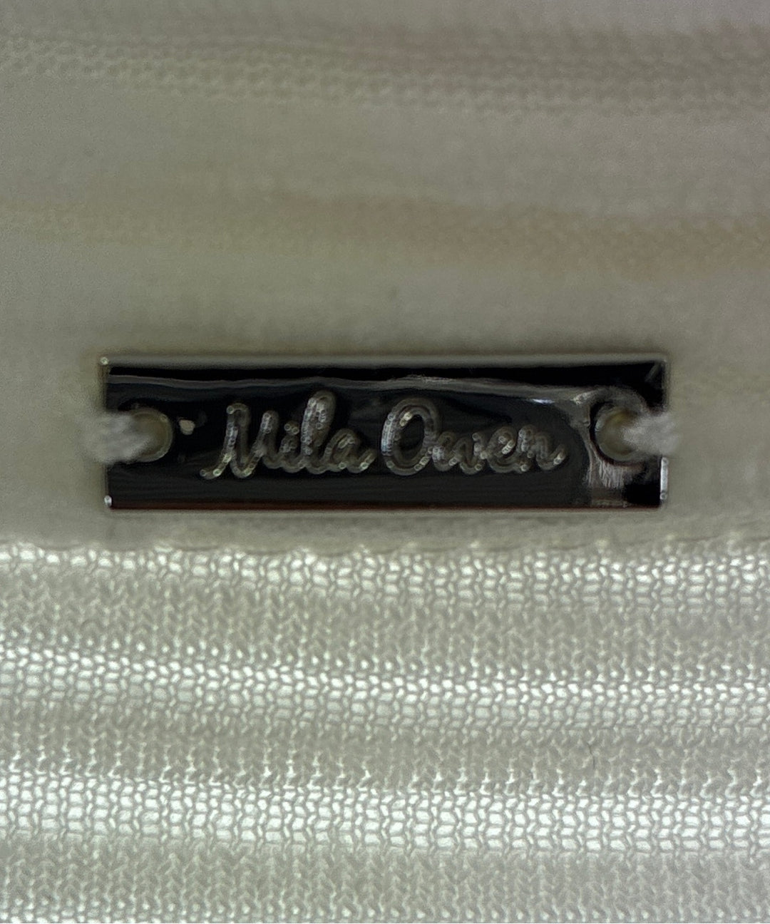 Mila Owen เสื้อลำลอง