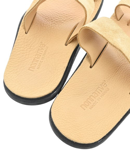 nonnative รองเท้าแตะ