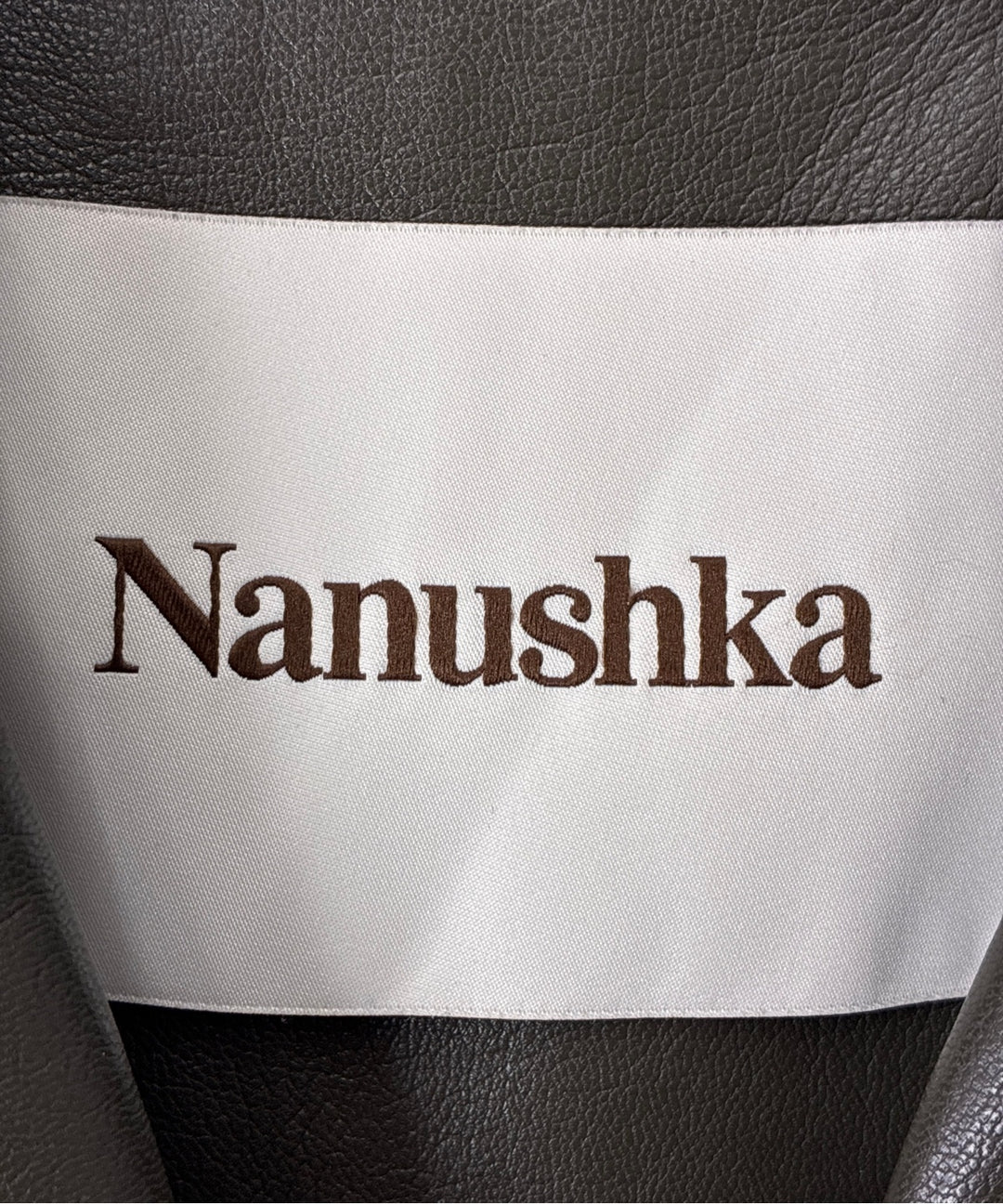 nanushka แจ็คเก็ต