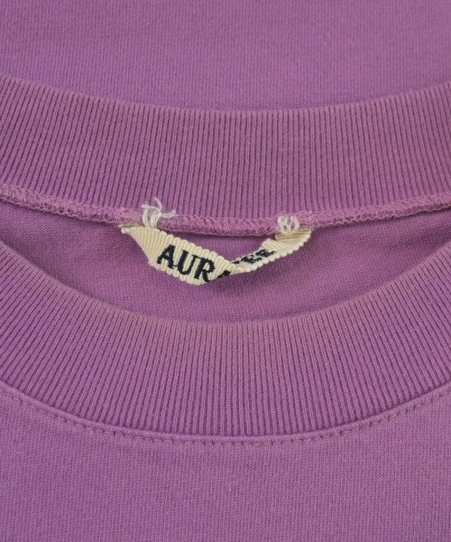 AURALEE เสื้อยืด/เสื้อท็อปส์