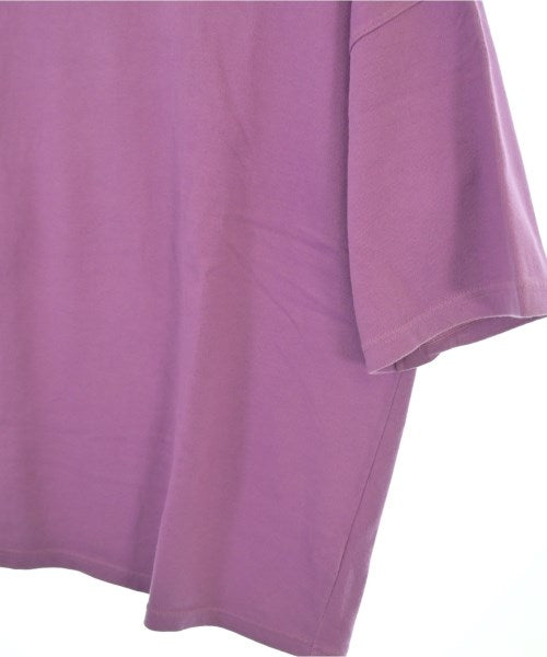 AURALEE เสื้อยืด/เสื้อท็อปส์
