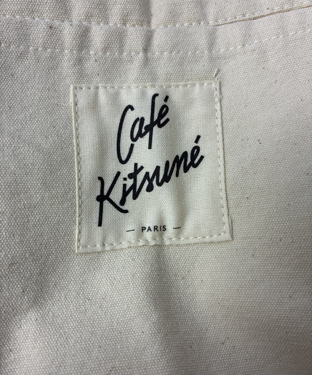 MAISON KITSUNE กระเป๋าถือขนาดใหญ่