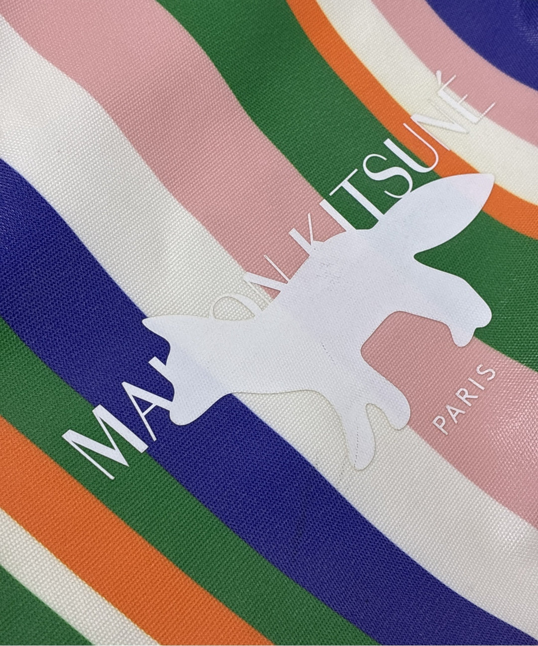 MAISON KITSUNE กระเป๋าถือขนาดใหญ่
