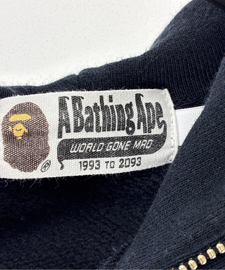 A BATHING APE เสื้อสเวตเตอร์