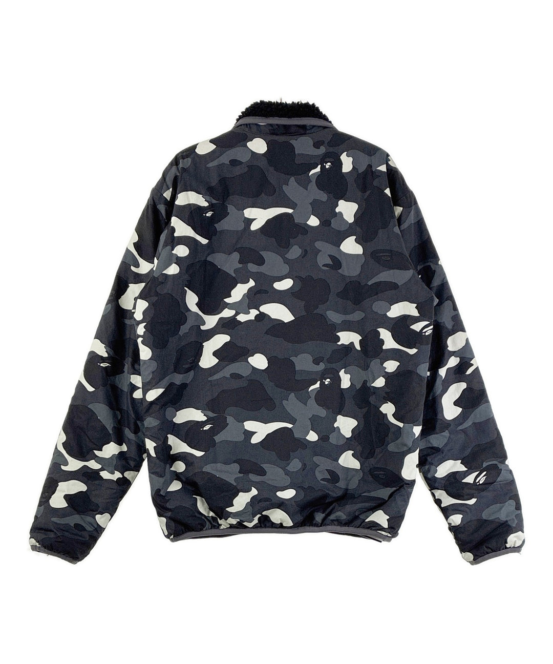 A BATHING APE แจ็คเก็ตเบลาส์ อื่น