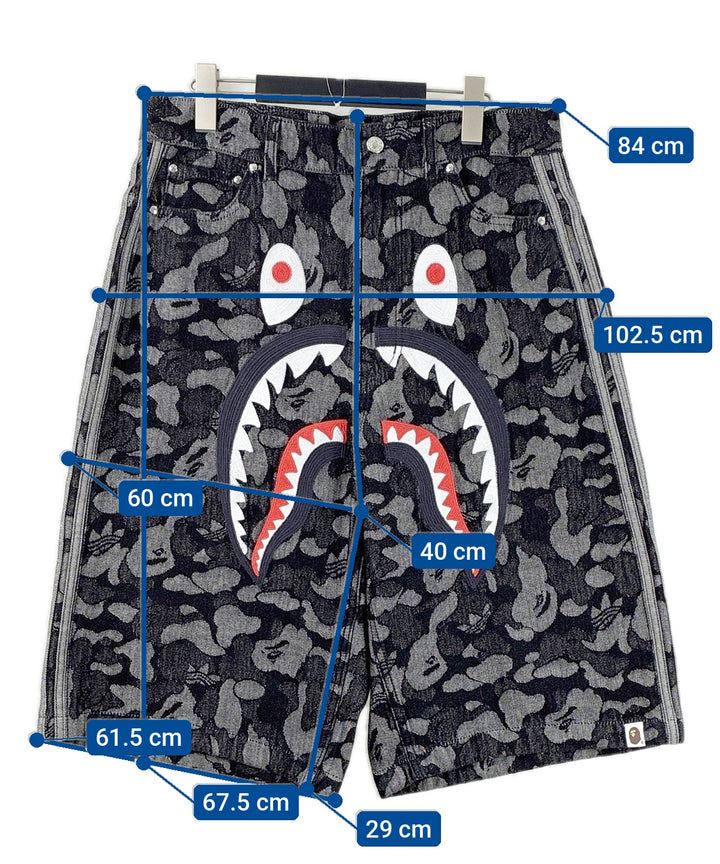A BATHING APE กางเกงขาสั้น