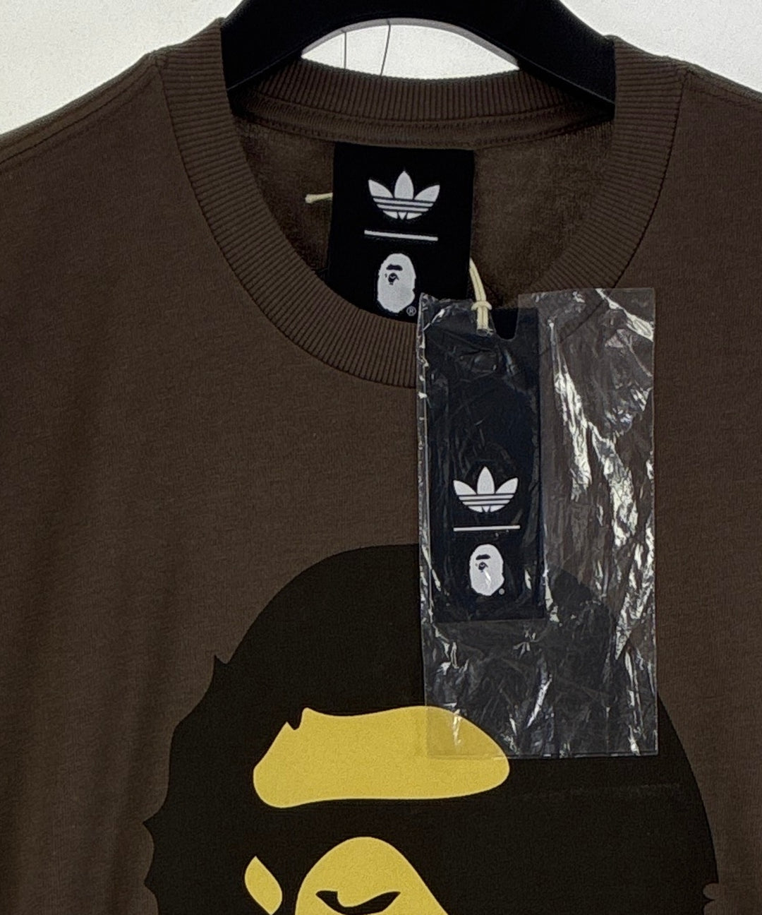 A BATHING APE เสื้อเชิ้ต