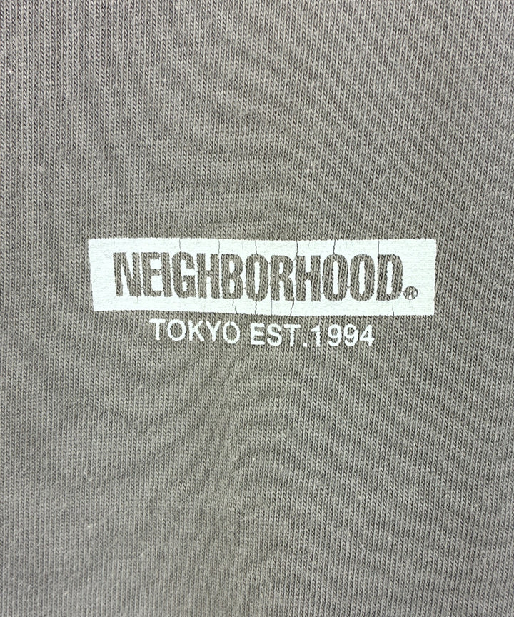 NEIGHBOR HOOD เสื้อยืด/เสื้อท็อปส์