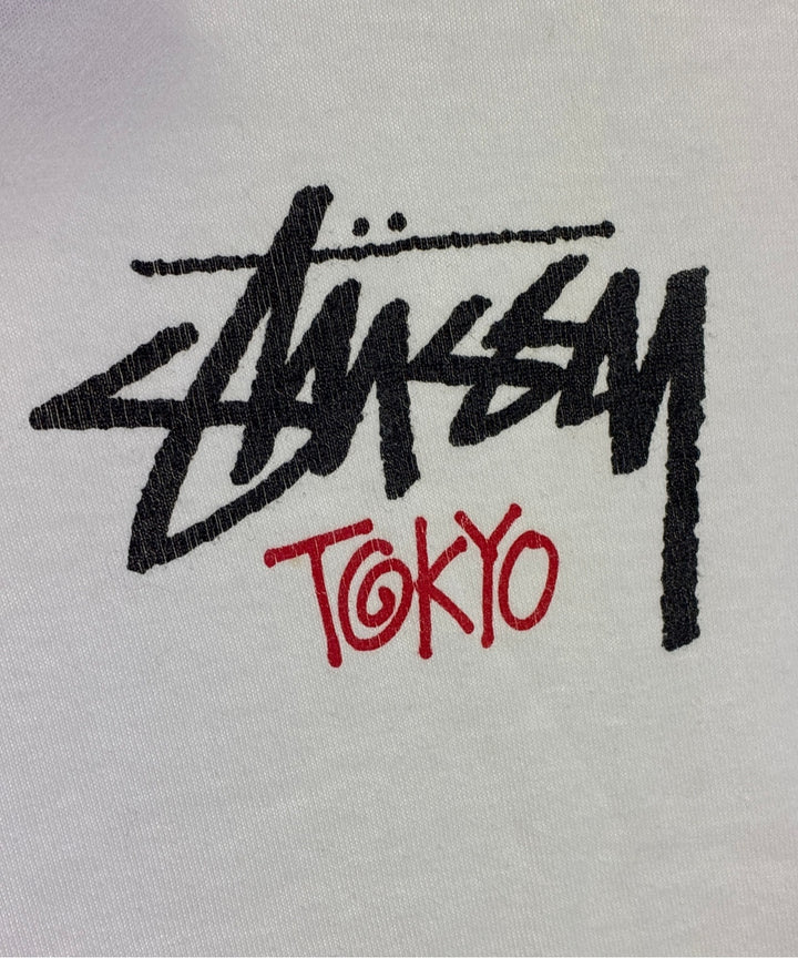 STUSSY เสื้อยืด/เสื้อท็อปส์