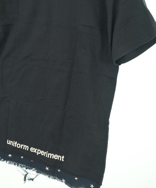 uniform experiment เสื้อยืด/เสื้อท็อปส์