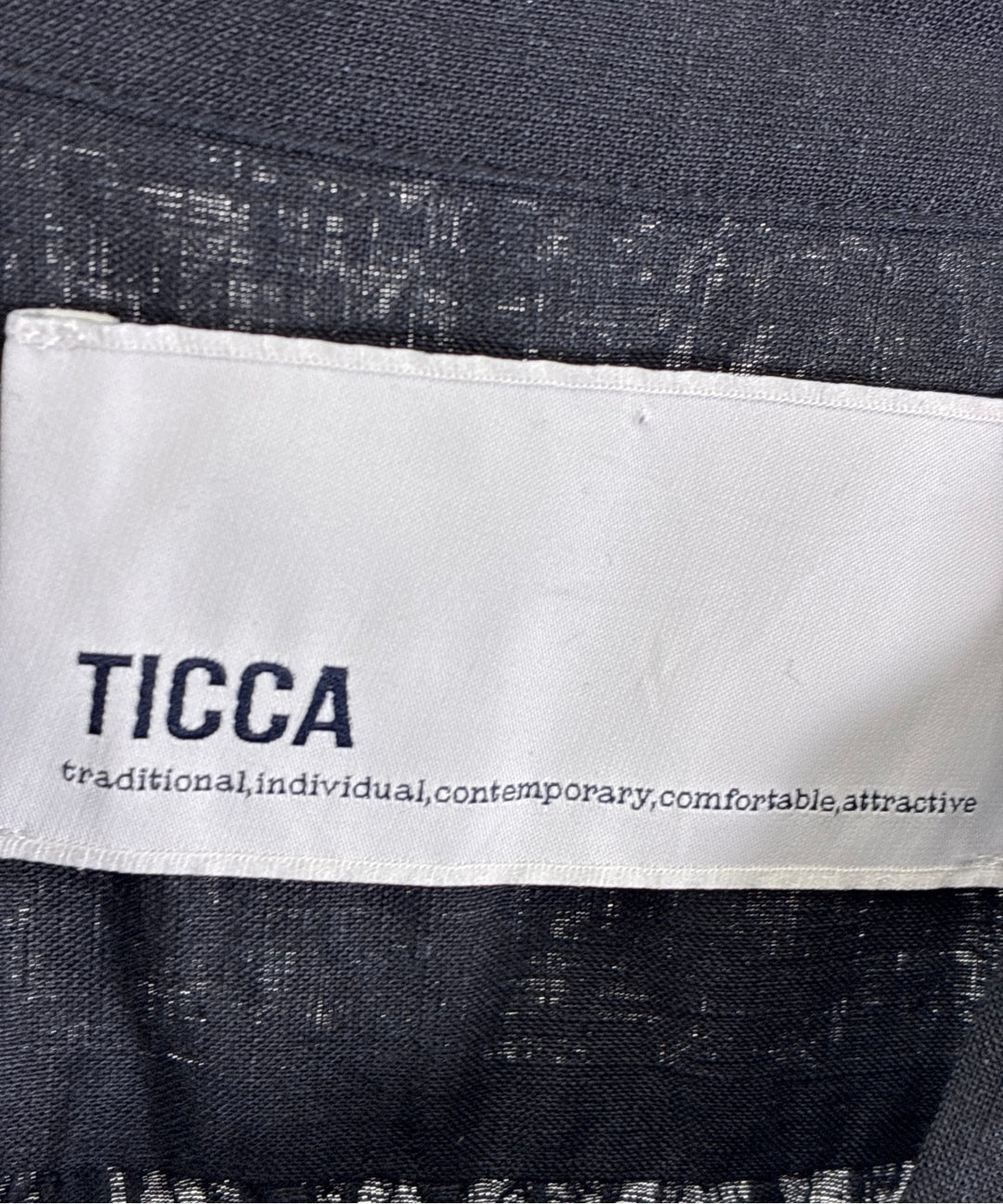 TICCA เสื้อสตรี