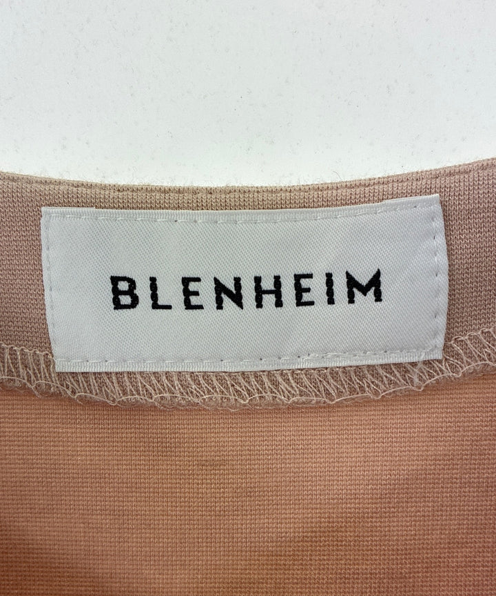 BLENHEIM เสื้อยืด/เสื้อท็อปส์