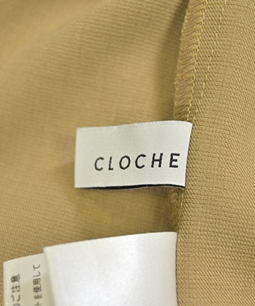 Cloche เสื้อสตรี