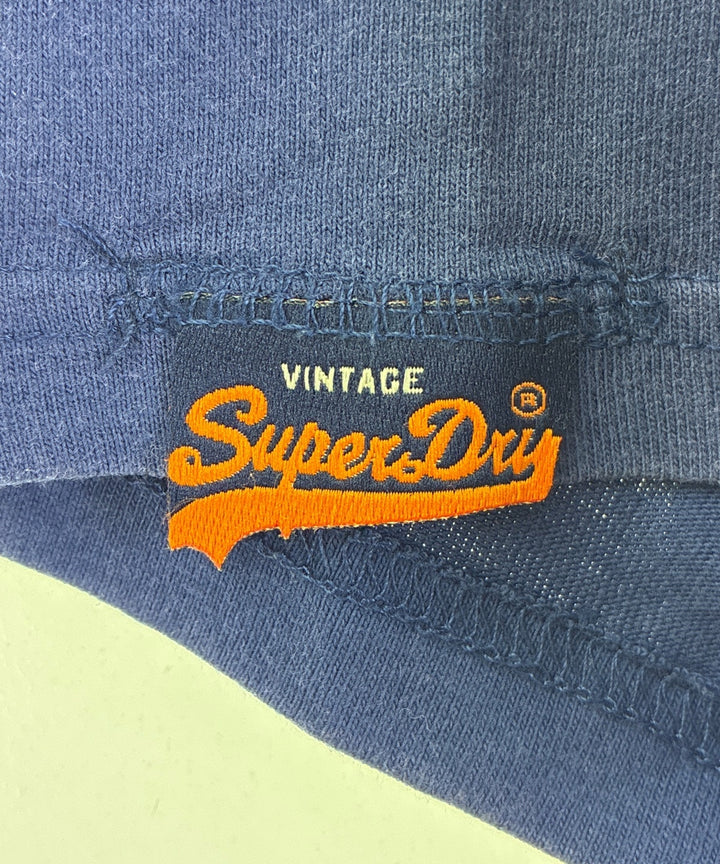 Superdry เสื้อยืด/เสื้อท็อปส์