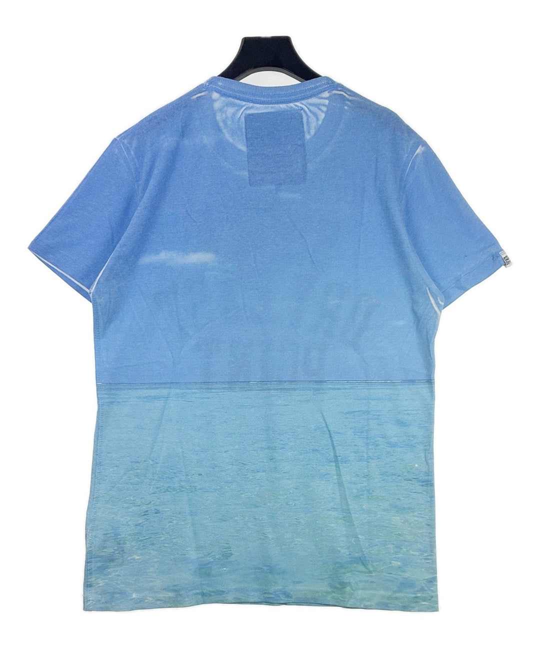Superdry เสื้อยืด/เสื้อท็อปส์