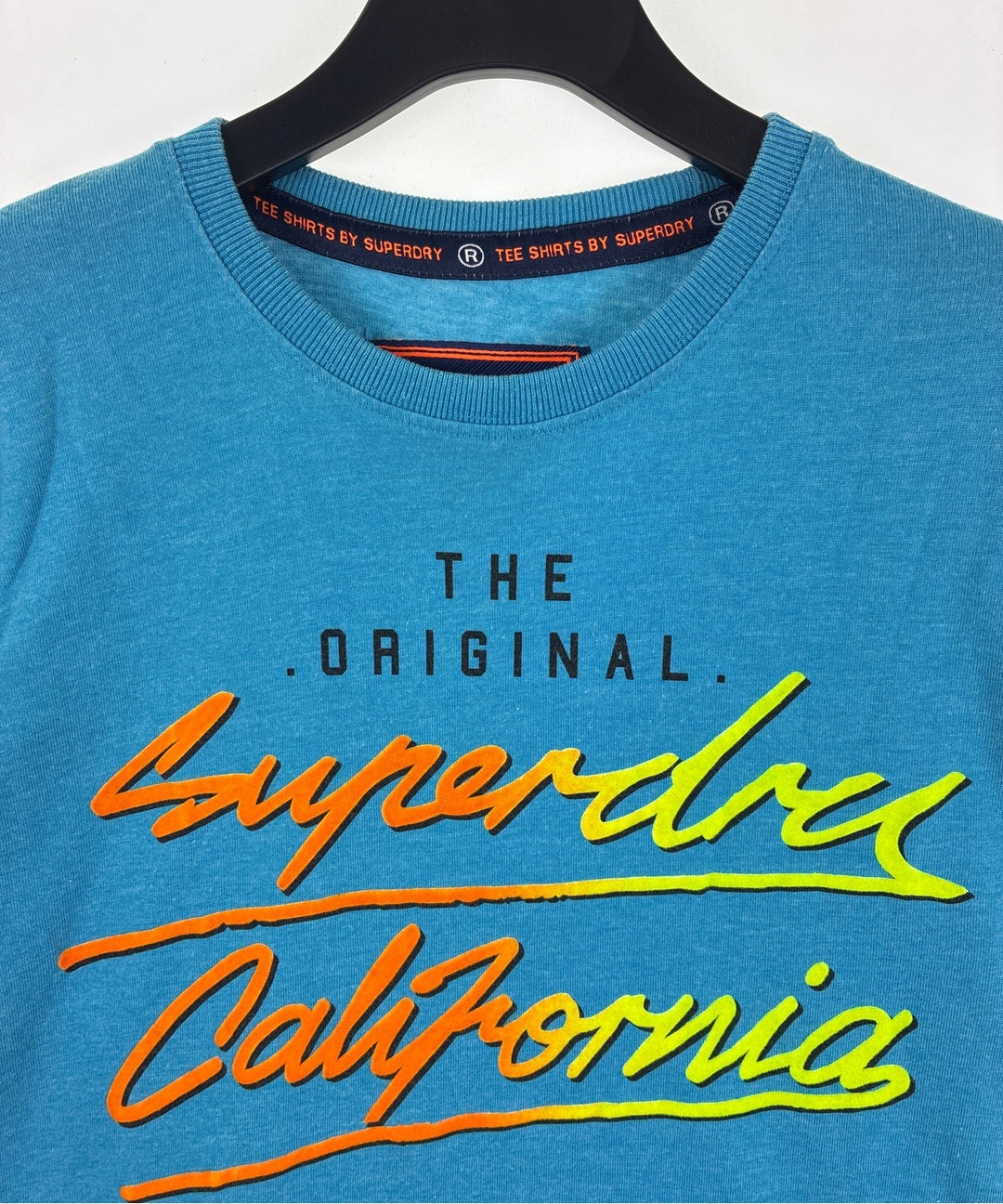 Superdry เสื้อยืด/เสื้อท็อปส์