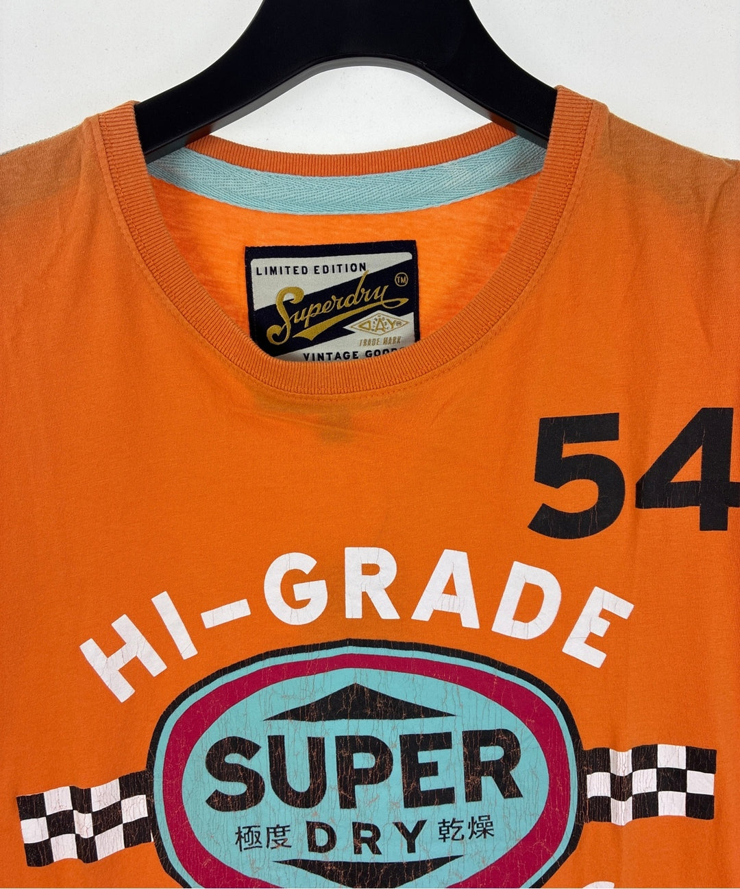 Superdry เสื้อยืด/เสื้อท็อปส์