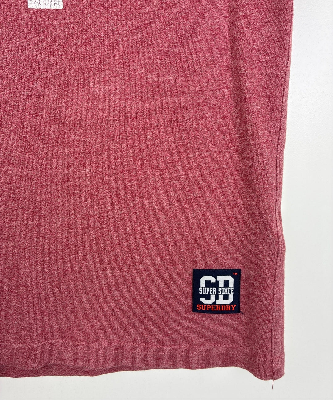 Superdry เสื้อยืด/เสื้อท็อปส์