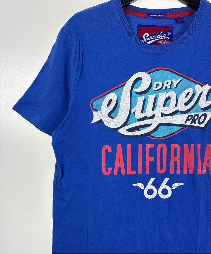 Superdry เสื้อยืด/เสื้อท็อปส์