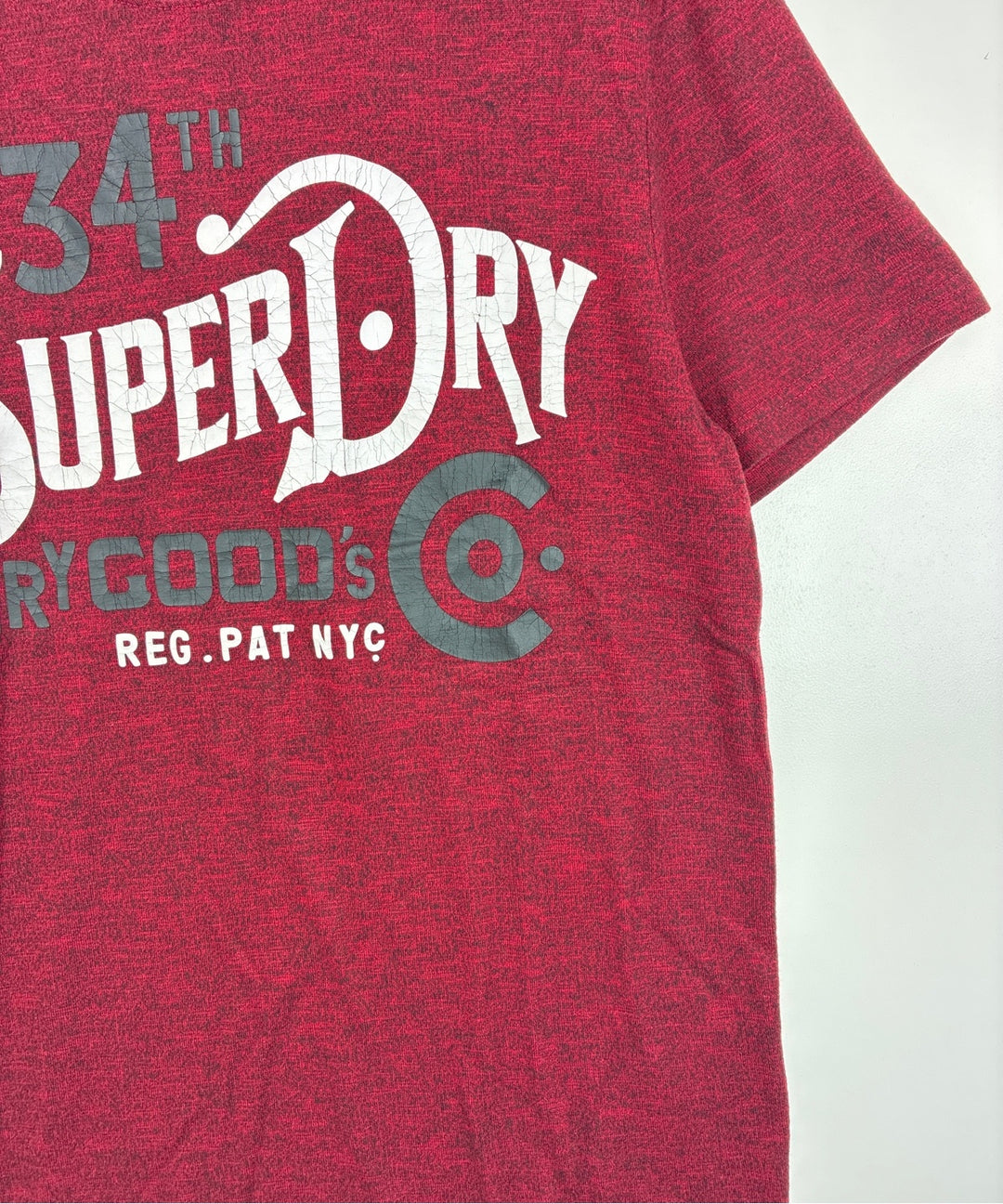 Superdry เสื้อยืด/เสื้อท็อปส์