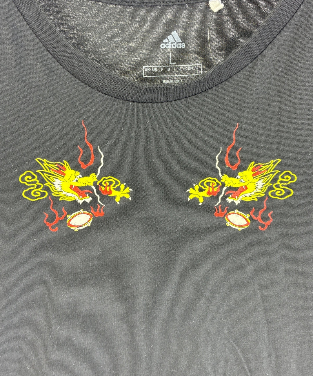 adidas เสื้อยืด/เสื้อท็อปส์