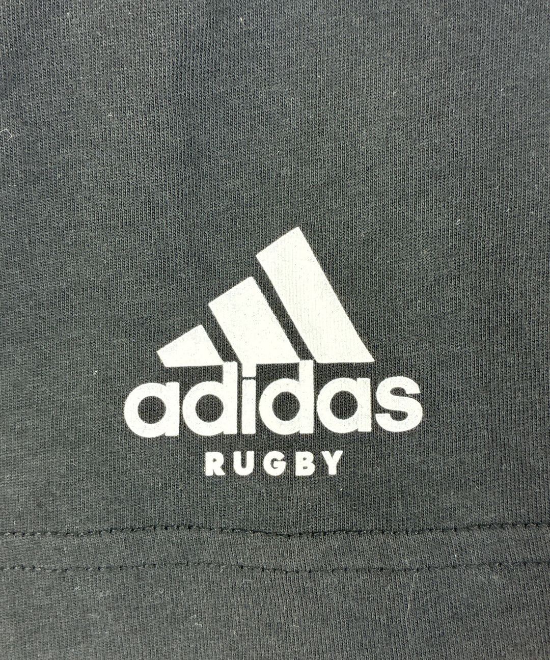 adidas เสื้อยืด/เสื้อท็อปส์