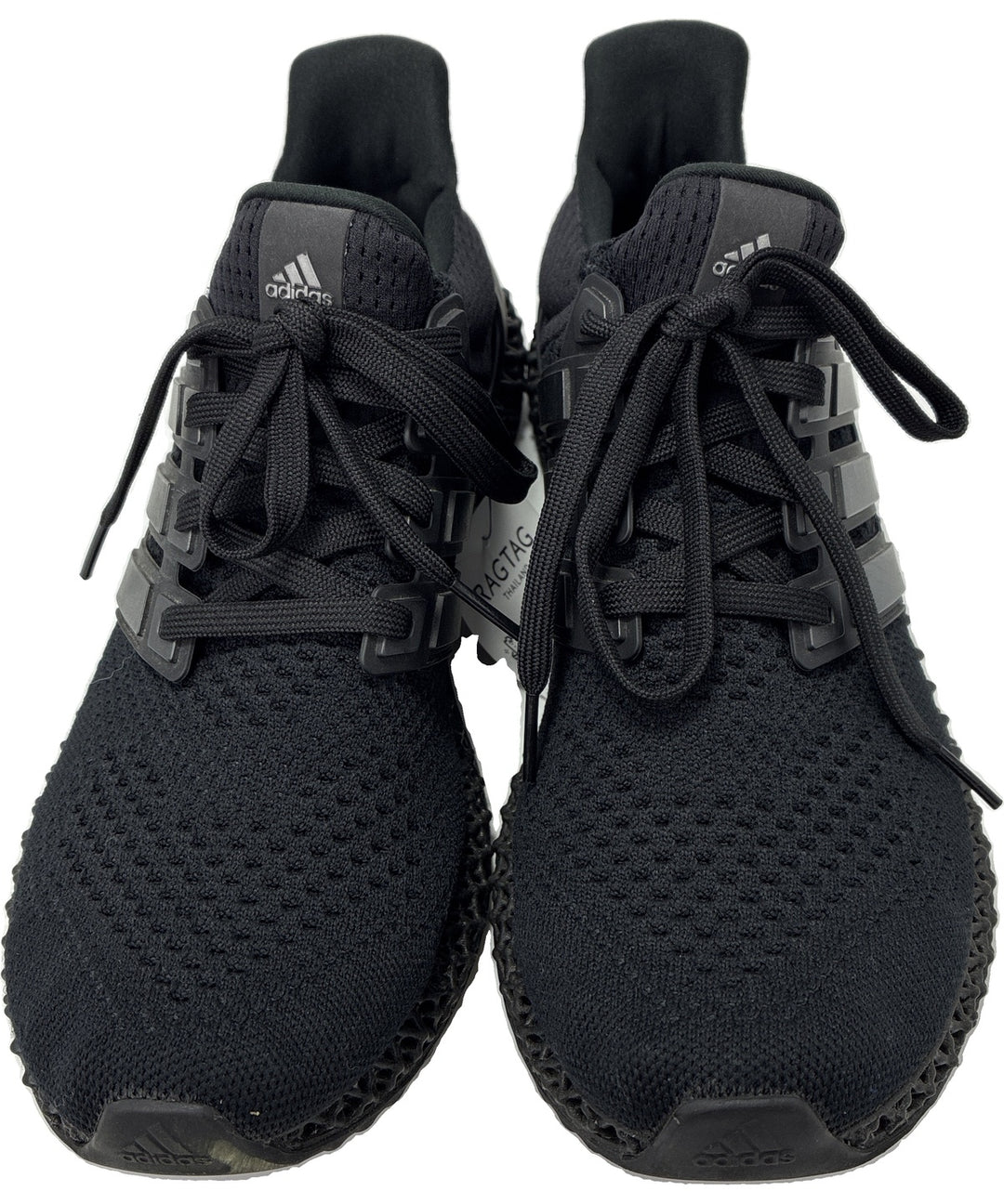 adidas รองเท้าผ้าใบ