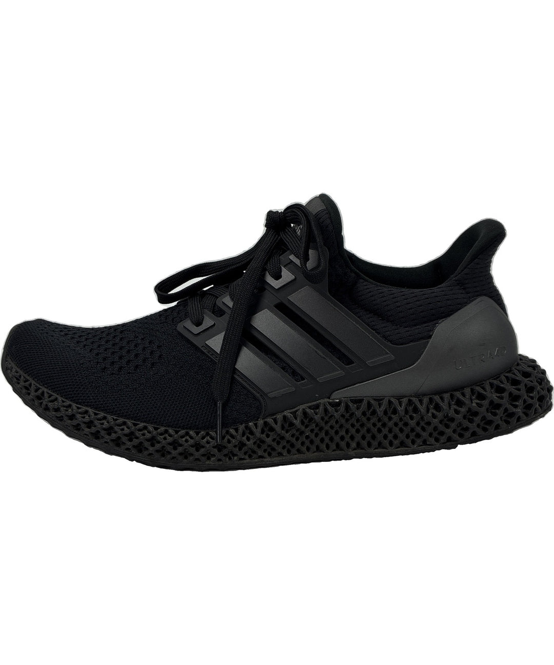 adidas รองเท้าผ้าใบ