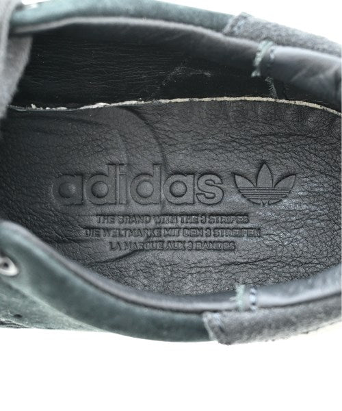 adidas รองเท้าผ้าใบ
