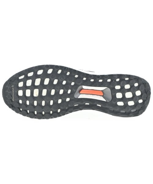 adidas รองเท้าผ้าใบ
