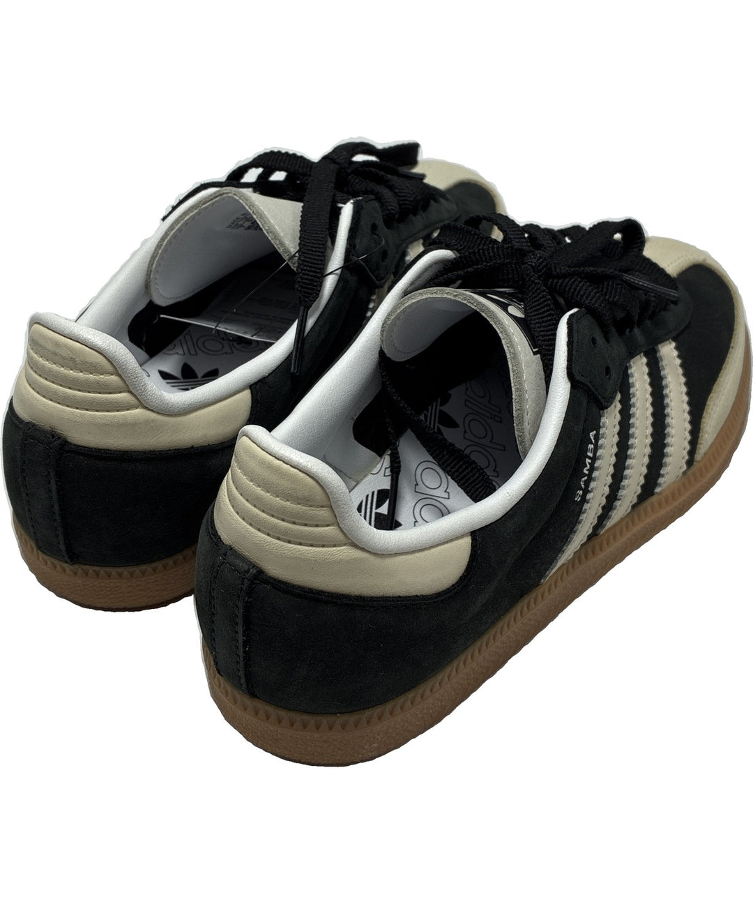 adidas รองเท้าผ้าใบ