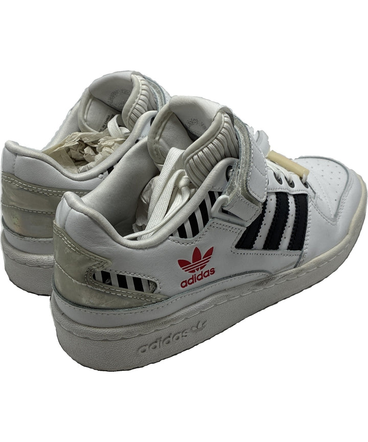 adidas รองเท้าผ้าใบ