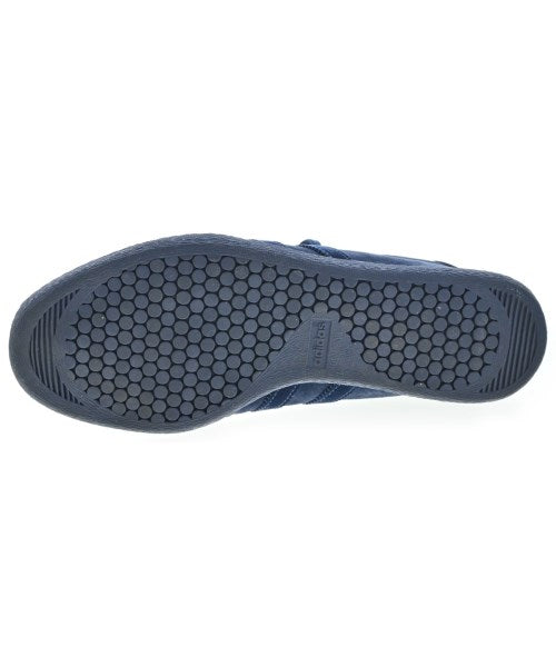 adidas รองเท้าผ้าใบ