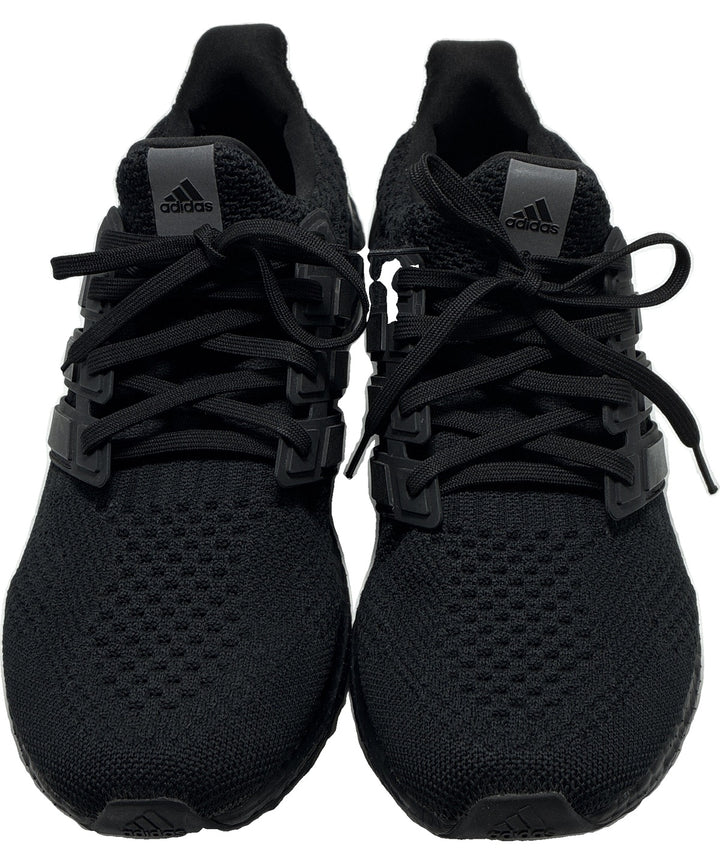 adidas รองเท้าผ้าใบ