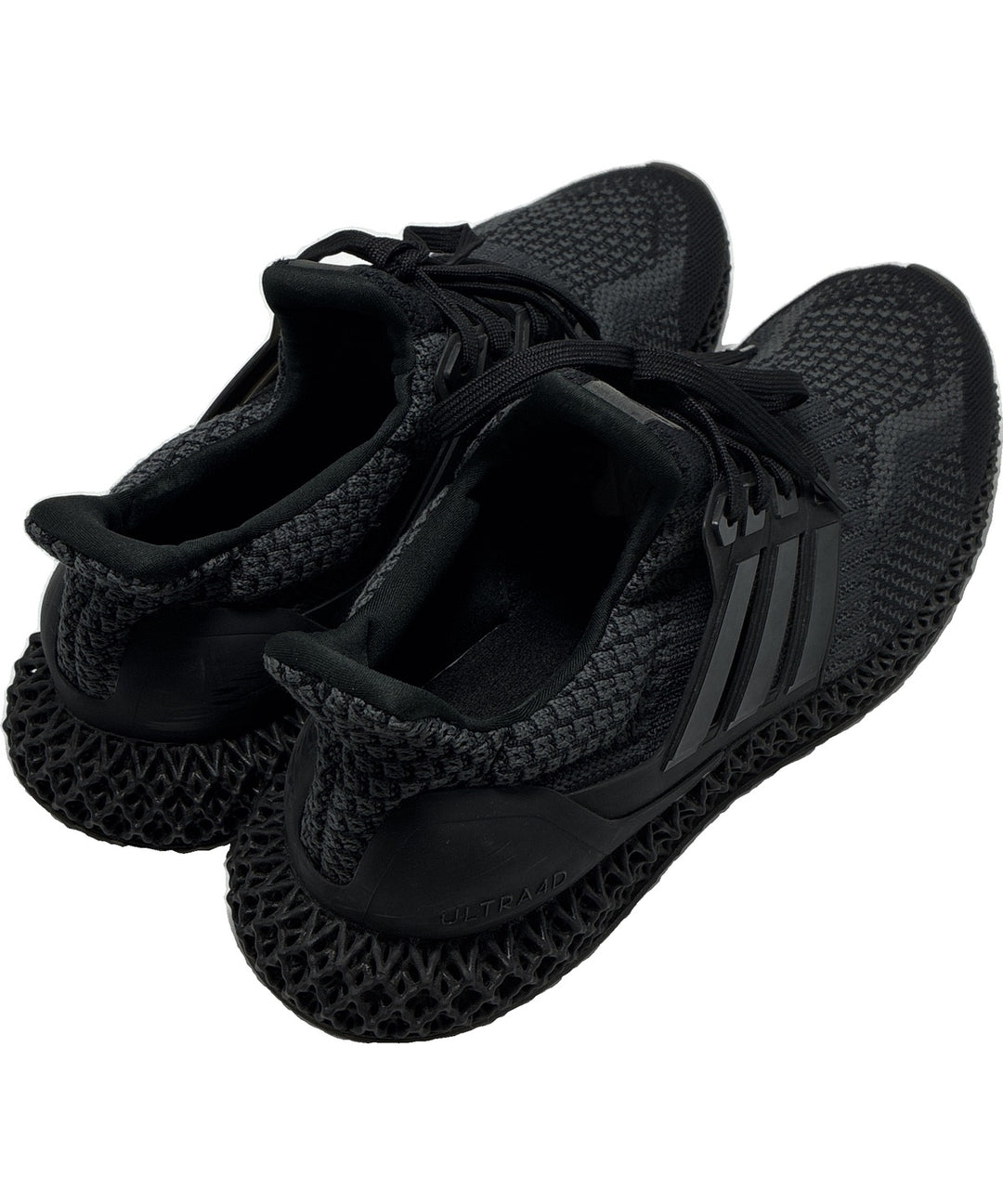 adidas รองเท้าผ้าใบ