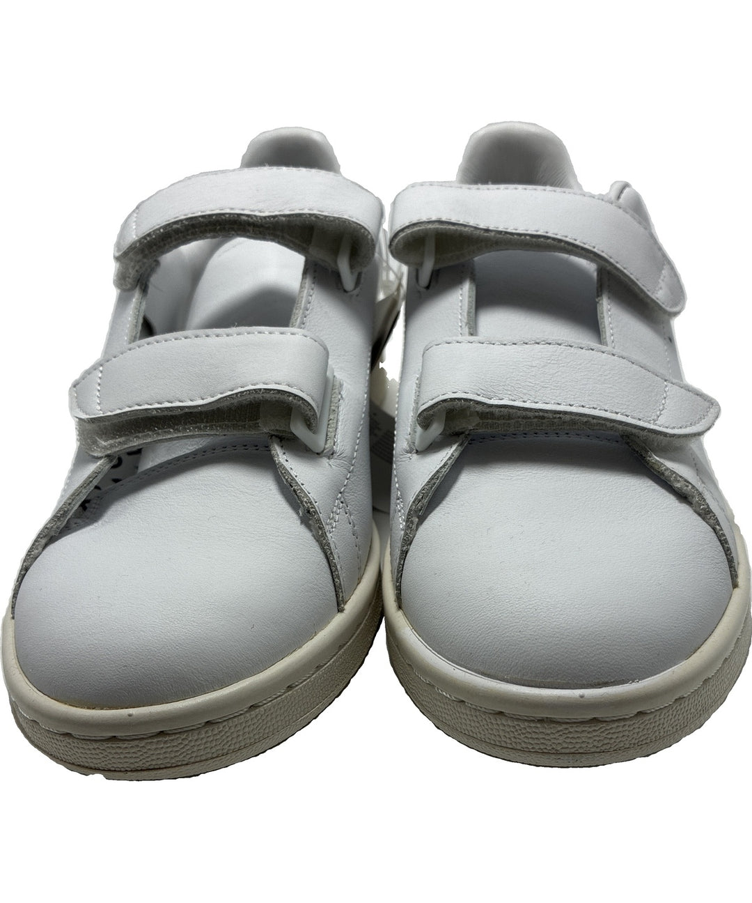 adidas รองเท้าผ้าใบ