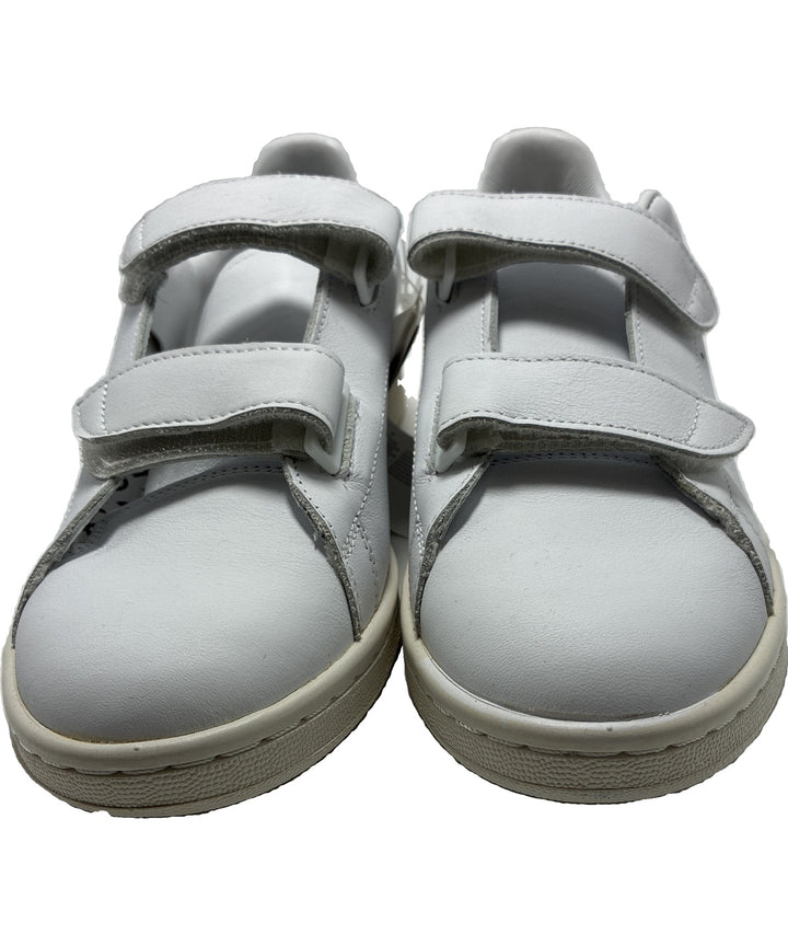 adidas รองเท้าผ้าใบ