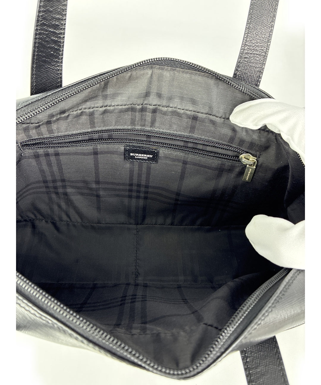 BURBERRY กระเป๋าถือ