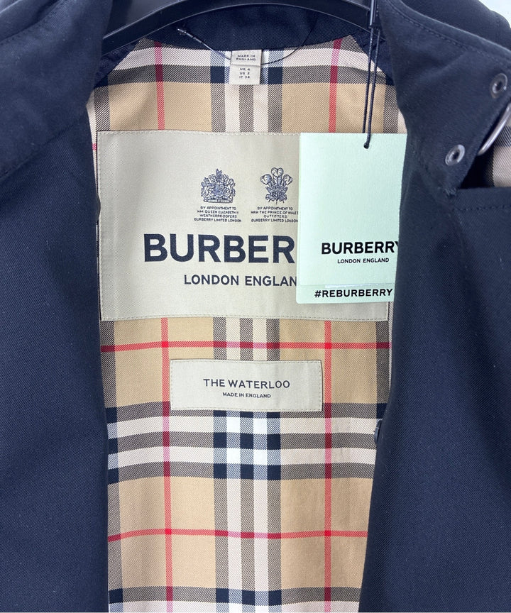 BURBERRY เสื้อกันฝน