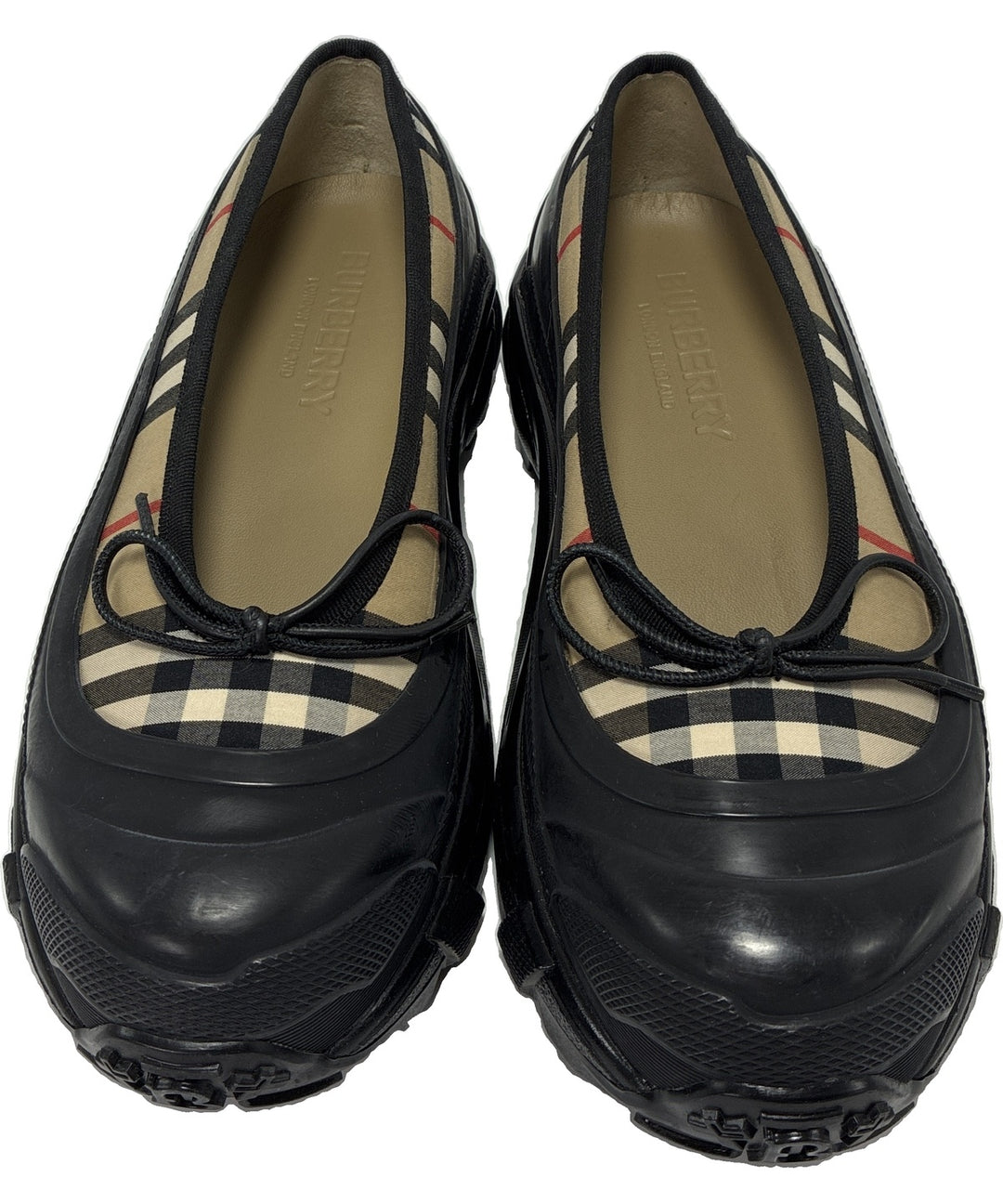 BURBERRY รองเท้าผ้าใบ