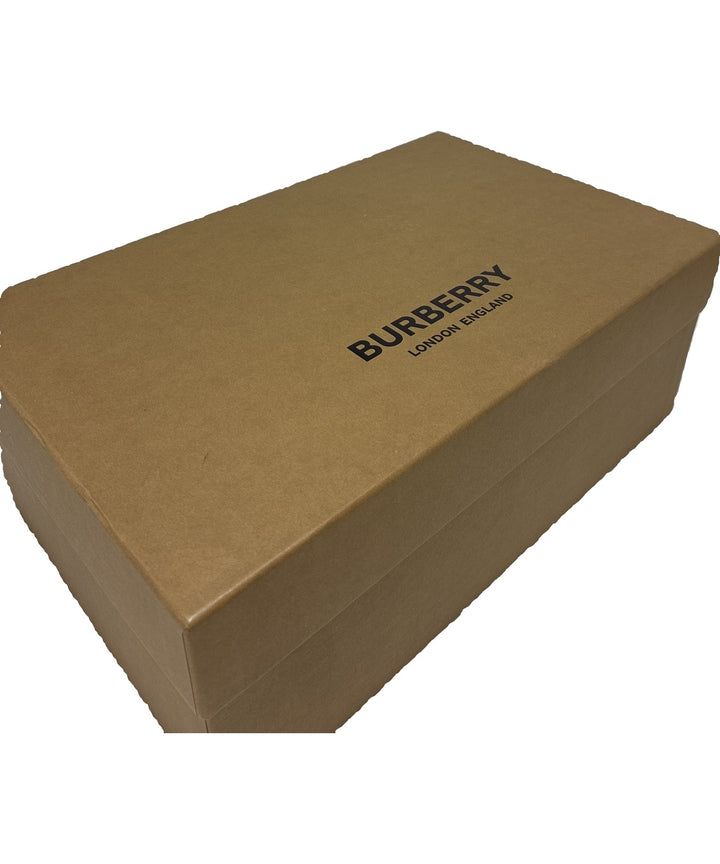 BURBERRY รองเท้าผ้าใบ