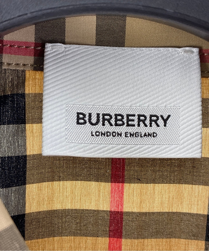 BURBERRY เสื้อลำลอง