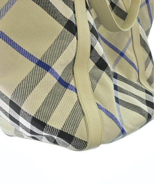BURBERRY กระเป๋าถือขนาดใหญ่