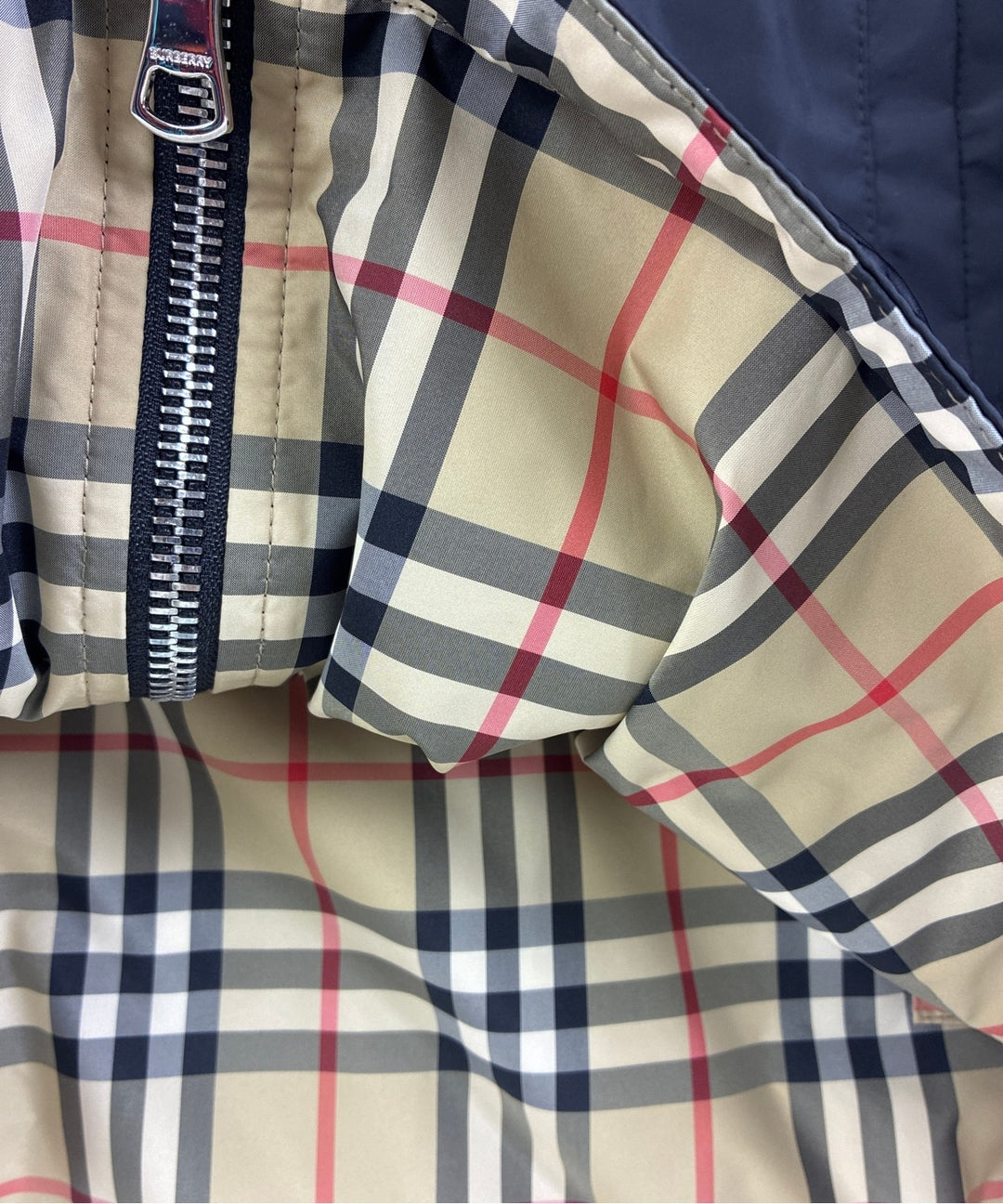 BURBERRY แจ็คเก็ตเบลาส์ อื่น