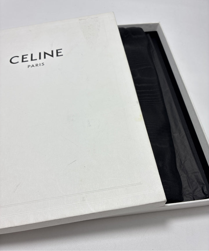 CELINE คลัตช์